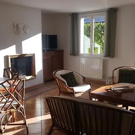 מלון Maison Vue Exceptionnelle-parking Prive Gratuit 4*